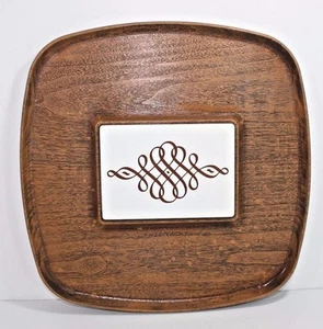 Servidor de platos de queso y galletas de azulejos de madera sintética de mediados de siglo - Imagen 1 de 4