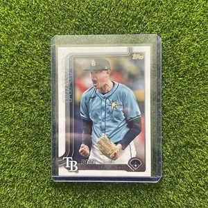 Pete Fairbanks 2025 Topps Series 1 198 Tampa Bay Rays - Picture 1 of 2