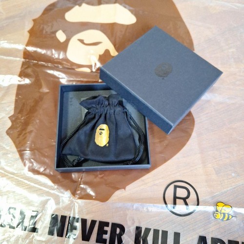 A BATHING APE (BAPE) Collana Oro APE DA BAGNO