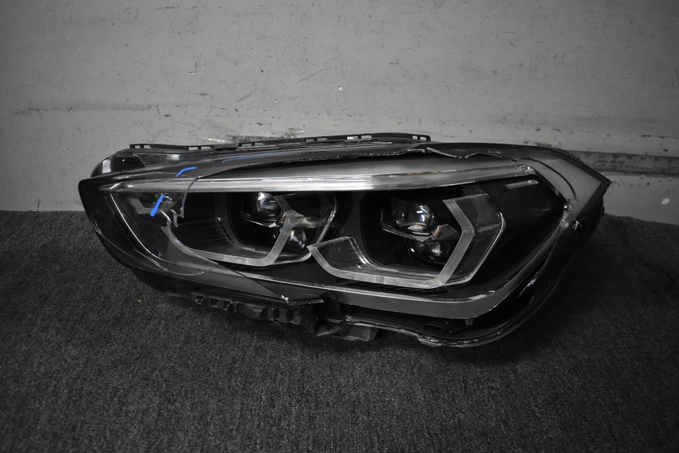 Faro lateral izquierdo bmw x1 2020-2022 fabricante original de fábrica Foto 1 de 4