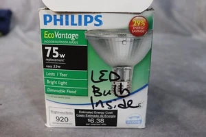 Philips 10W LED Dimmable Indoor Outdoor Flood Light Bulb 850 Cool White PAR30L - Picture 1 of 5