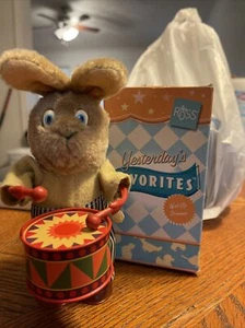 Russ' Rat-a-tat Rabbit Windup  Drummer 1970s - Picture 1 of 4