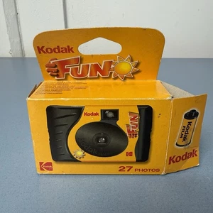 Fotocamera Usa e Getta Kodak Fun Scaduta 2006 Aperta ma Mai Usata - Foto 1 di 8