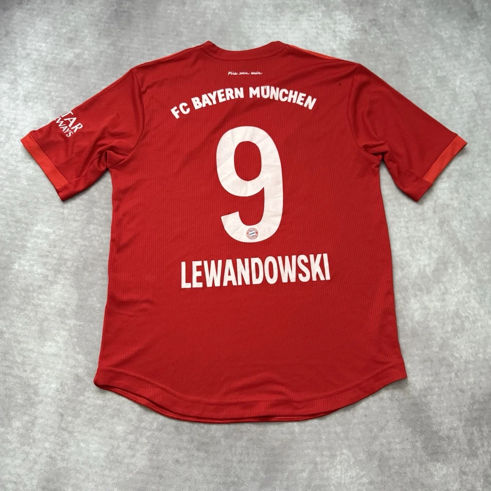 CAMISETA BAYERN ADIDAS 2020/2021 FOOTBALL HOME #9 LEWANDOWSKI TAMANHO “M” FR8353 - Imagem 1 de 4