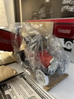 ERTL Diecast Coastal 1918 Ford Runabout banco de tractor-remolque 1:25 nuevo en caja camión certificado de autenticidad Foto 1 de 4