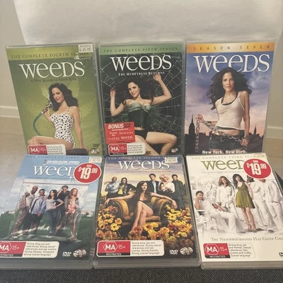 Weeds : series dvd Seasons 1,2,3,4,5,7 all complete free fast postage region 4  - image 1 of 4