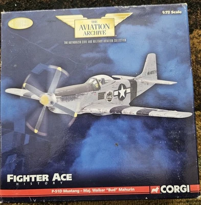 CORGI US32221 P-51D MUSTANG OF ACE MAJ. PIEZAS O REPARACIÓN BUD MAHURIN ESCALA 1:72 Foto 1 de 4