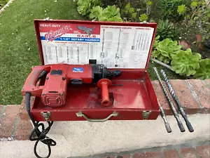 Milwaukee Eagle Heavy Duty 1-1/2” Rotary Hammer Drill 5352 - Picture 1 of 20