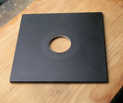 Horseman and sinar F & P fit  lens board panel with copal 0 34.8mm hole 140x140 - Image 1 of 4