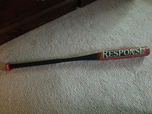 Bate Louisville Slugger TPX Response modelo YB814R 2 1/4 barril 31 pulgadas 18 oz - Y430 - Imagen 1 de 4
