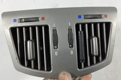 BMW 750I 2006-2008 consola central trasera ventilación de aire 8385257 OEM. Foto 1 de 4