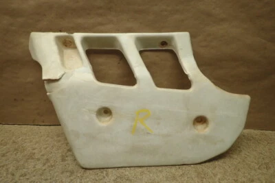 Protector carenado plástico radiador lado derecho KTM 250 1992 Foto 1 de 4