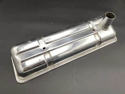 Tampa de válvula Triumph TR3  - Imagem 1 de 4