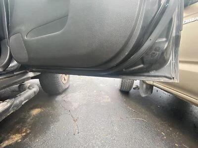 Used Front Right Door Assembly Front fits: 2006 Hummer H3 Front Right Grade A Foto 1 de 4