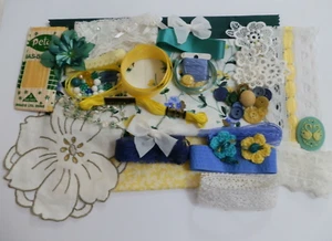 A Little Bit of Vintage Pretty Trailing Flowers Craft Inspiration Pack - Picture 1 of 1