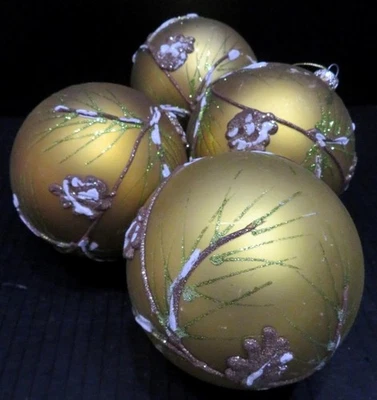 VTG 4 Thick Green-Gold 4"Glass Ball Ornaments Applied Snow Pine Boughs Pinecones - Image 1 of 4