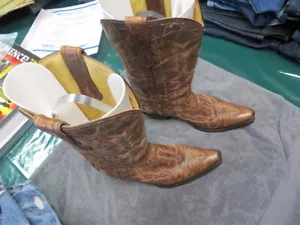 CORRAL WOMEN'S SNIP TOE BROWN DISTRESSED BOOTS/W EBROIDERING 1178 SIZE 10 M - Picture 1 of 9