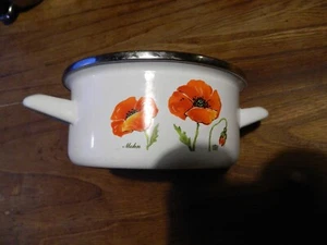 Emaille Kochtopf Emaille Topf mit Mohnblumen. Singletopf, Breitopf . Dekorativ. - Bild 1 von 5
