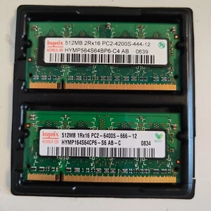 Hynix 1GB 2x 512 MB DDR-RAM -Moduli per Laptop, 2 Rx16 PC2-4200-S 444-12 - Foto 1 di 1