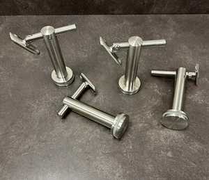 Q-RAILING PROFESSIONAL RAILING SYSTEMS GLASS PANELHANDRAIL BRACKETS SS 304 ROUND - Picture 1 of 5