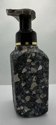 Dispensador de jabón espumoso de vidrio terracota gris Bath & Body Works Foto 1 de 2