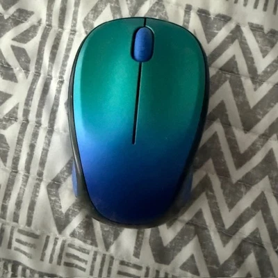 Logitech M317 Wireless Optical Mouse + 2.4 GHz USB Receiver PC/MAC - Blue Aurora - Image 1 of 4