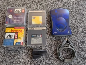 iomega Zip 250 External Disc Drive With Accessories - Photo 1/6
