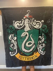 Harry Potter Slytherin Fleece Blanket - Picture 1 of 3
