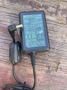 Genuine Sony AC-CRX85, 5V-- 2A, AC Power Supply Adapter - Picture 1 of 2