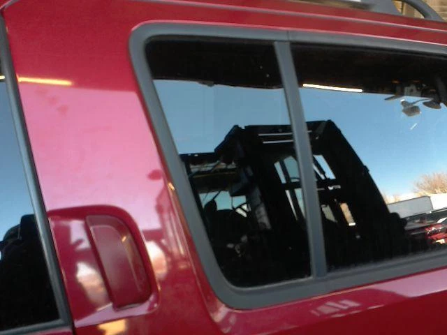 05 06 07 08 09 10 11 12 NISSAN PATHFINDER Ventilación Trasera Cristal/Ventana Derecha Foto 1 de 1