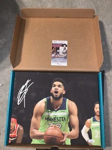 Karl Anthony Towns Autographed 11x14 Canvas Kentucky Timberwolves JSA COA  - Picture 1 of 3