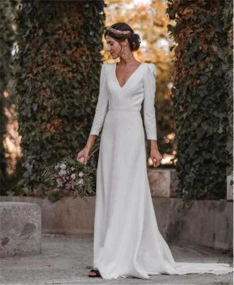 Elegantes Vestidos de Novia Sirena Cuello en V Mangas Largas Simple Satén Vestidos de Novia Foto 1 de 4