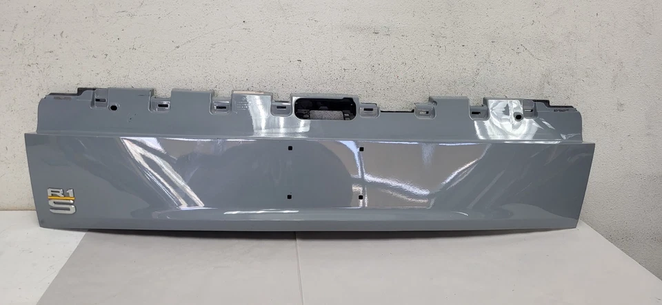 Puerta trasera eléctrica Rivian R1 S 2022-2024 puerta levadiza P00003660 OEM *DC4305 Foto 1 de 4