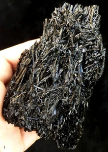 228g Raw Natural Black Tourmaline/Schorl Crystals Mineral Specimens ip1348 - Bild 1 von 12