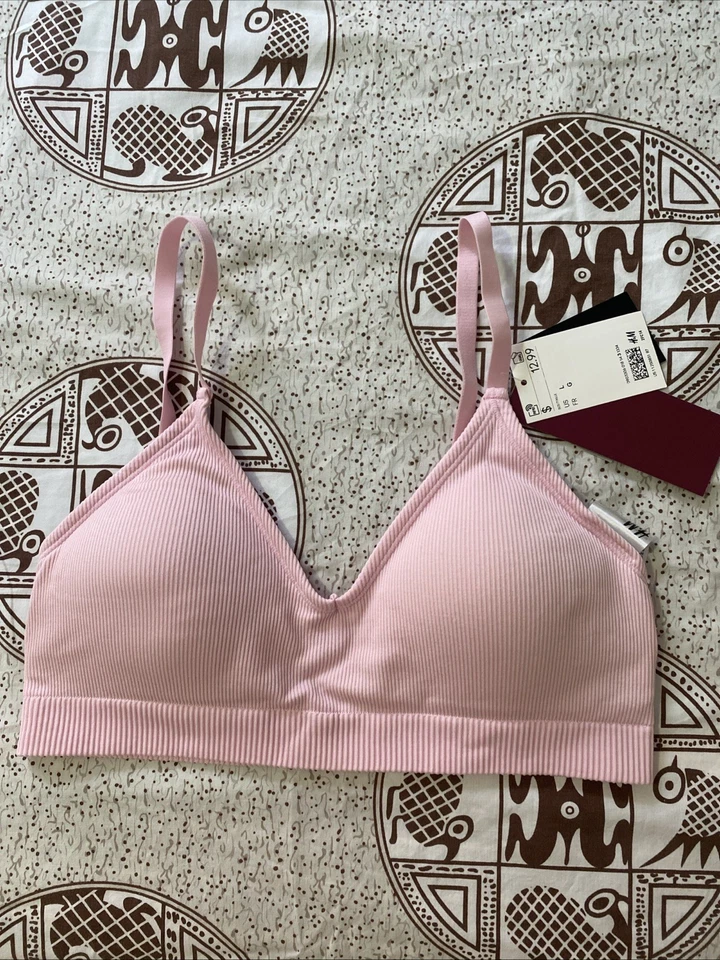 Sujetador para mujer.  Talla grande.  Marca: HM Foto 1 de 4