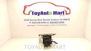 94 95 96 TOYOTA CAMRY FUEL VAPOR CANISTER 77704-33030 - Picture 1 of 11