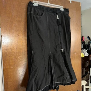 Pile Ou Face skirt Black White Th Extension Front It Completely Unzips - Picture 1 of 13