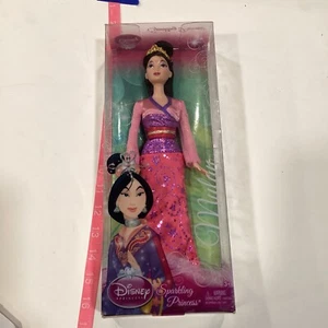 Muñeca Disney Brillante Princesa Mulan - NUEVA - Sellada - 2009 - Imagen 1 de 5