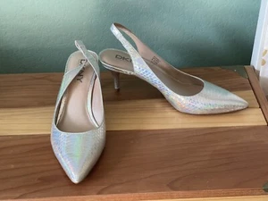 DKNY heels 2.5” Silver shimmers colorful Actual Size 7.5-8 - Picture 1 of 9