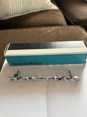 1969 TRANS AM FIREBIRD PONTIAC GRILL EMBLEM RAIV NOS — 第 1/4 张图片