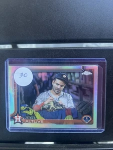 2024 Topps Chrome Jose Altuve Image Variation - Picture 1 of 2
