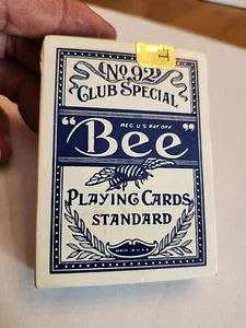 Vintage Playing Cards Bee 92 GOLDEN NUGGET Casino SEALED Club Special - Bild 1 von 7