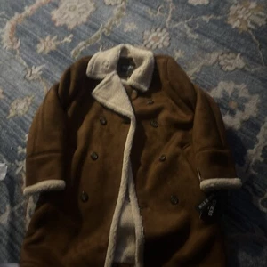 Guess Men's Brown Button Up Double Breasted Faux-Shearling Coat Size S $350 - Picture 1 of 12