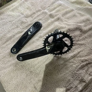 Sram Eagle Carbon Crankset MTB carbon Sram Eagle Crankset 32T 175mm - Picture 1 of 15