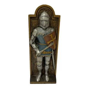 Medieval Knight Wall Plaque 9” Tall Marcus Designs Vintage DH Morton England - Picture 1 of 14