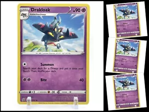 Pokémon Espada y Escudo REBEL CLASH 090/192 Drakloak 4X Común 4 Como Nuevo Juego X4 - Imagen 1 de 3