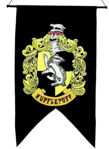 Harry Potter House of Huflepuff Logo Crest Hanging Wall Banner NEW UNUSED - Bild 1 von 1