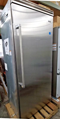 VIKING PROFESSIONAL 36" ALL FREEZER RIGHT HINGE STAINLESS STEEL - Image 1 of 4