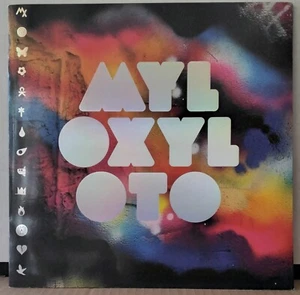 COLDPLAY MYLO XYLOTO TOUR PROGRAM (WITH STICKERS) GREAT CONDITION - Picture 1 of 5