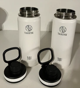 Takeya 18 Unzen Wasserflaschen weiß & schwarz mit Ausgussdeckel 2/Set - Bild 1 von 11